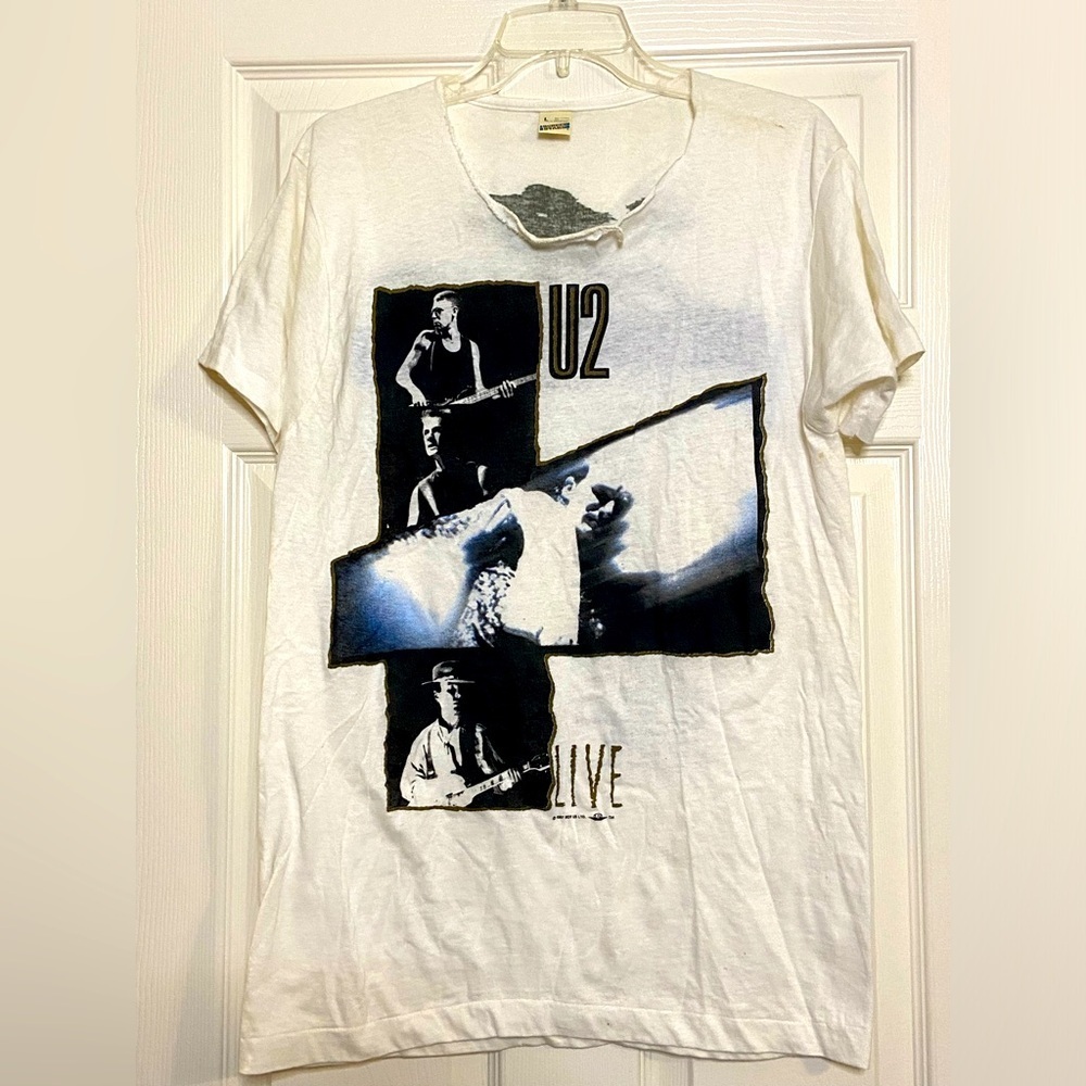 U2 Music Band Tshirt Joshua Tree Concert Tour Men’s Size L Vintage 1987